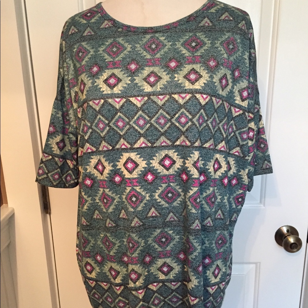 LuLaRoe LLR TOP TUNIC IRMA T SHIRT BLUE WHITE GREEN AZTEC Size XXS